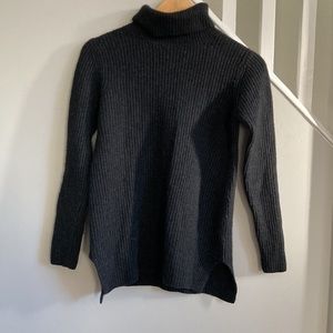 Aritzia Babaton Merino Wool Cashmere Blend Black Turtleneck Sweater
